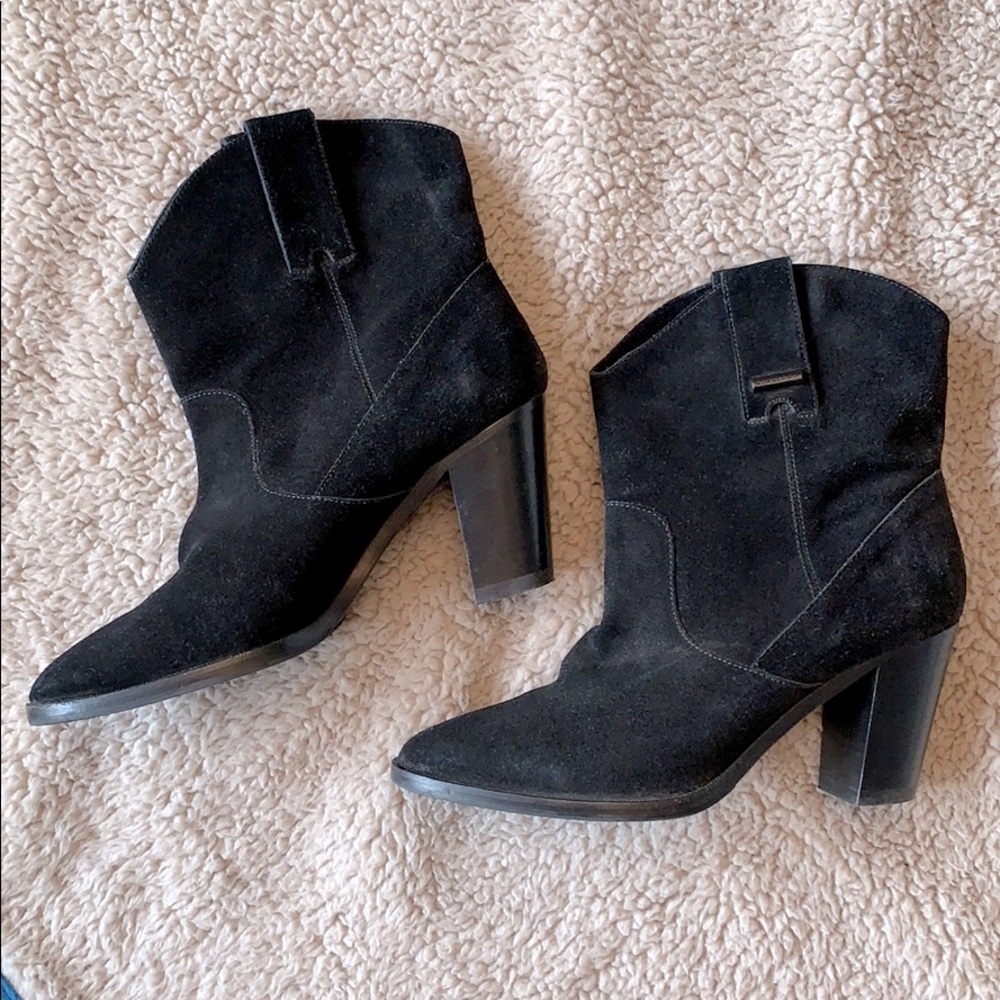Burberry Brit Suede Finghin Ankle Heel Boots Black